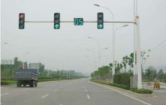 交通信號燈桿件如何維護和保養？